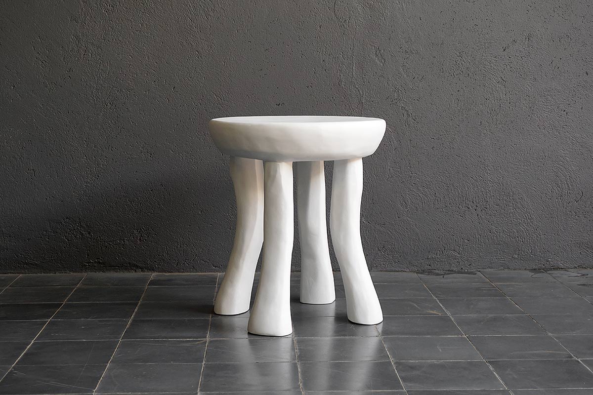 Dera Stool
