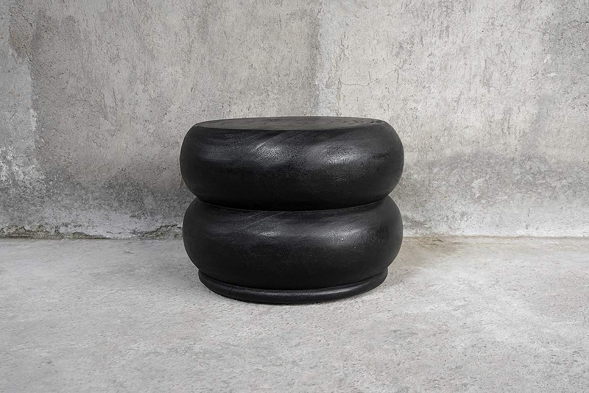 Dolma Side Table – Cracked Black Finish