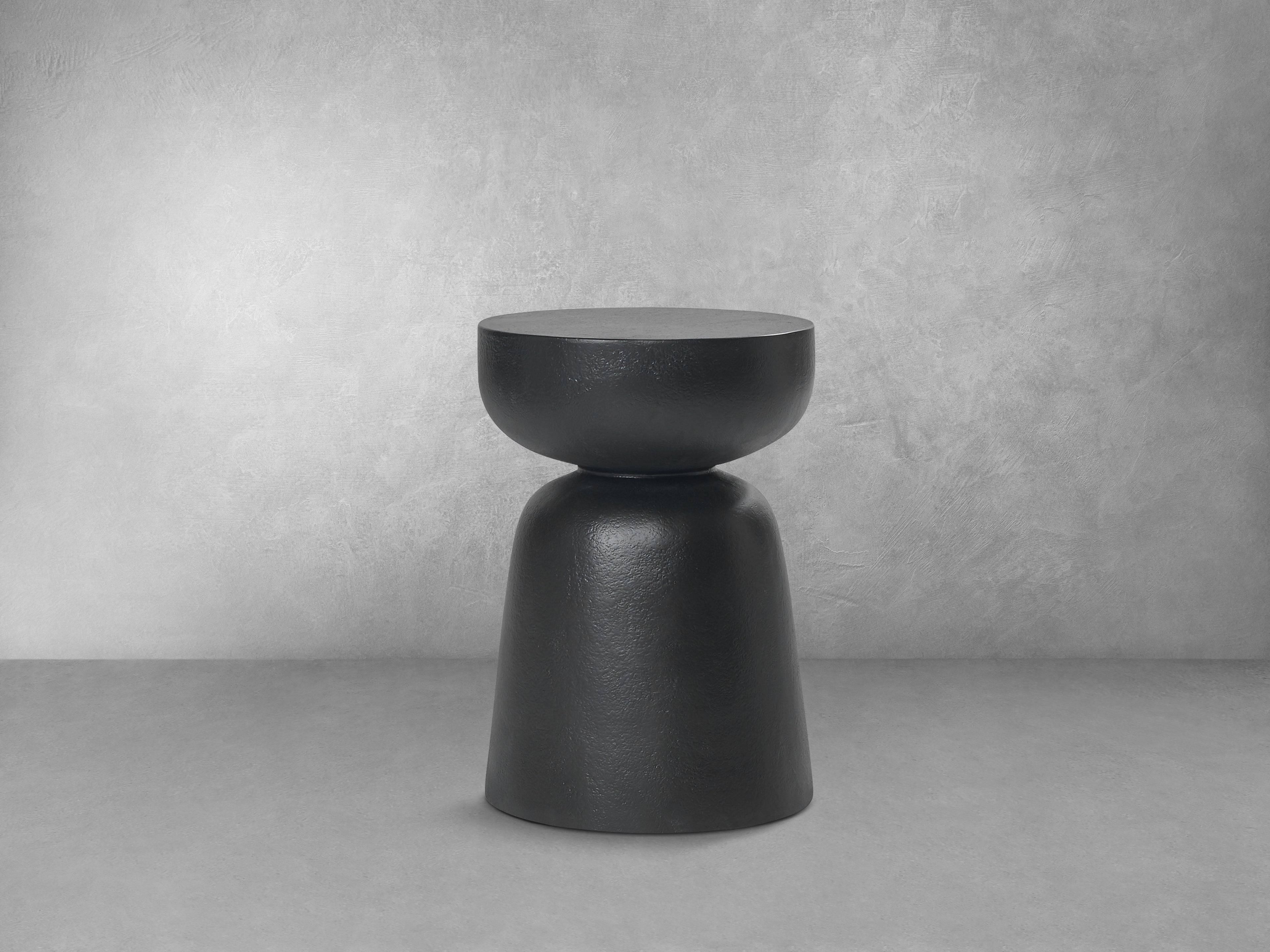 Cortina End Table